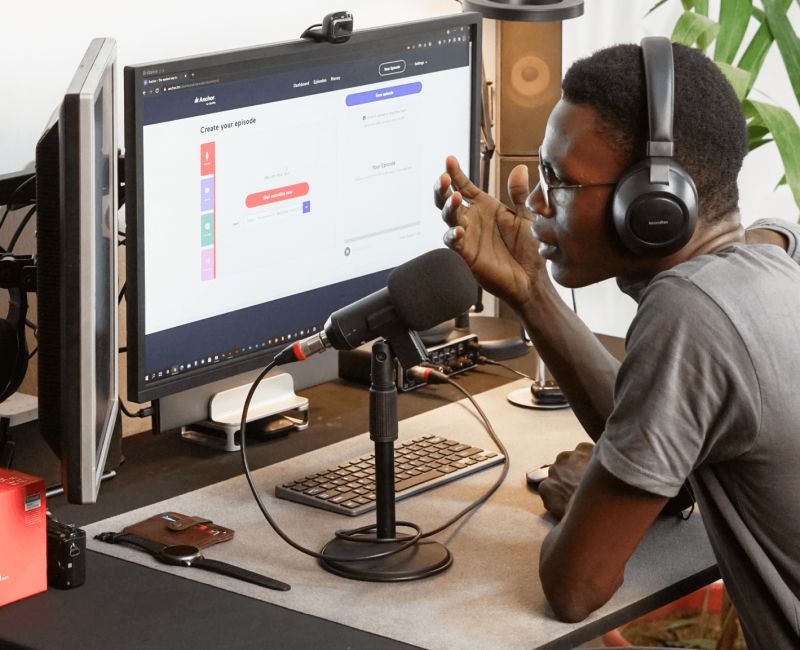 pexels-oladimeji-ajegbile-9660720 1